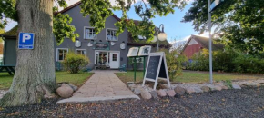 Triskarla in Mönkebude